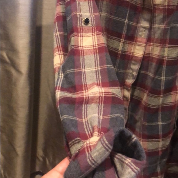 Trovata Revolve button down flannel L - Picture 4 of 5